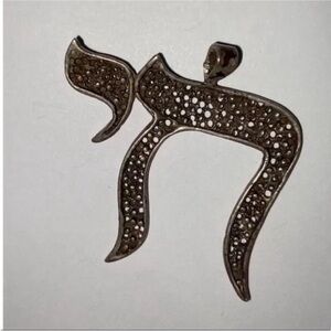 Vintage Jewish Chai Pendant